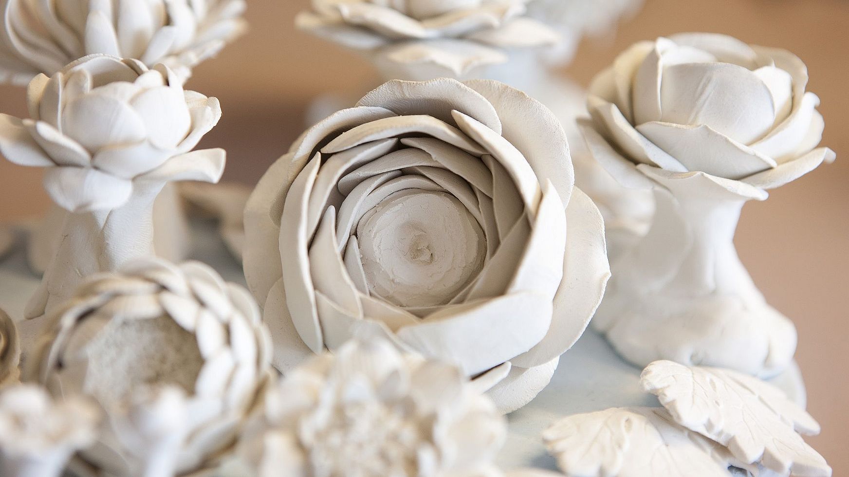 Blumenbossiererei Porzellanmanufaktur MEISSEN Blüten aus Meissener Porzellanmasse